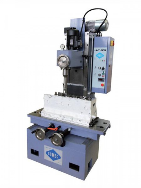 Универсальный станок для рассверливания цилиндров Comec AC170